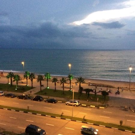 House On The Beach Batumi Esterno foto