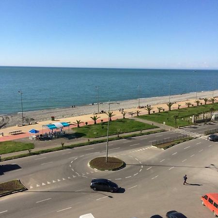 House On The Beach Batumi Esterno foto